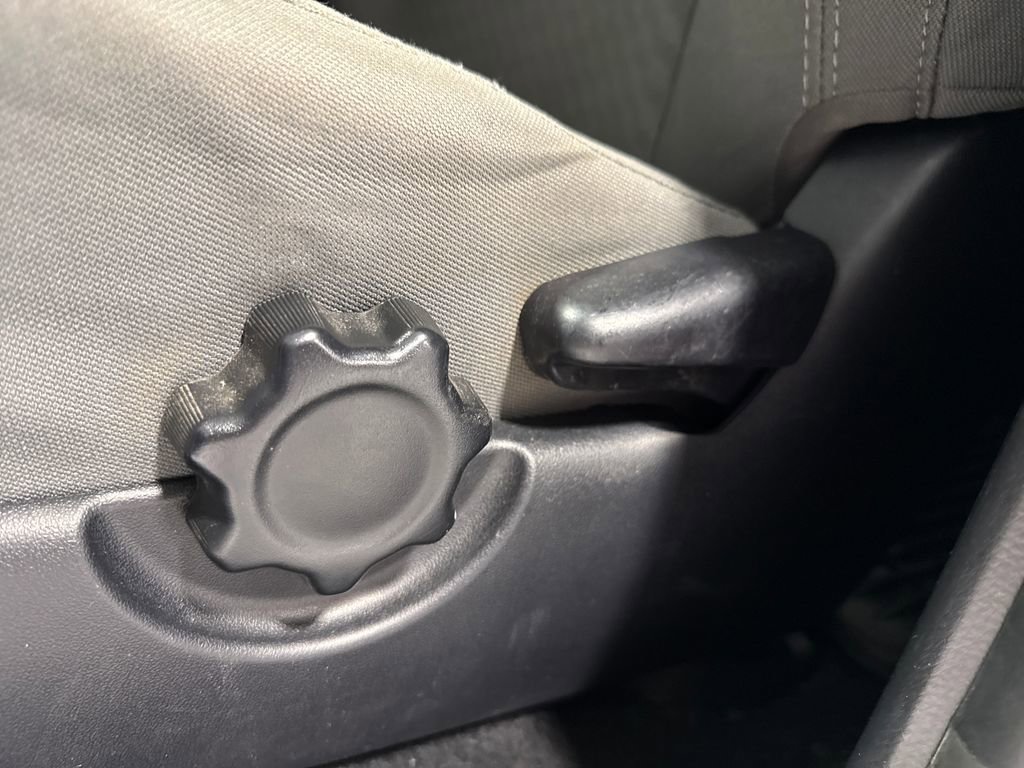 Used 2021 Toyota Tacoma SR AWD/4WD image 24