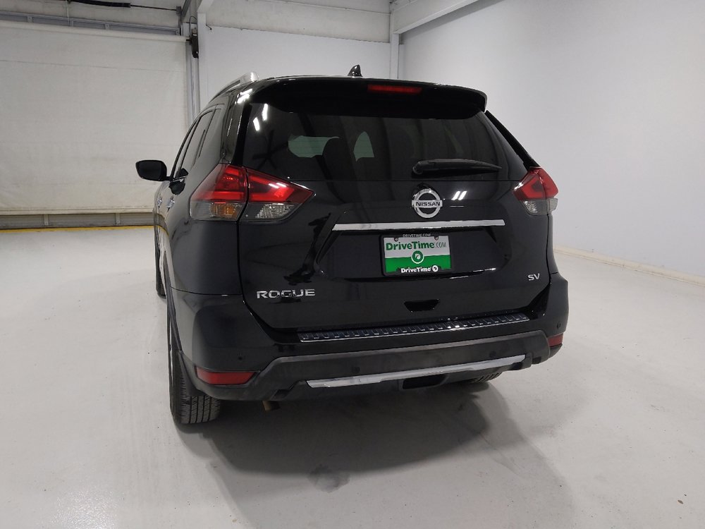 Used 2020 Nissan Rogue SV image 6