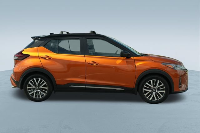 Used 2021 Nissan Kicks SR w/ SR Premium Package FWD image 10