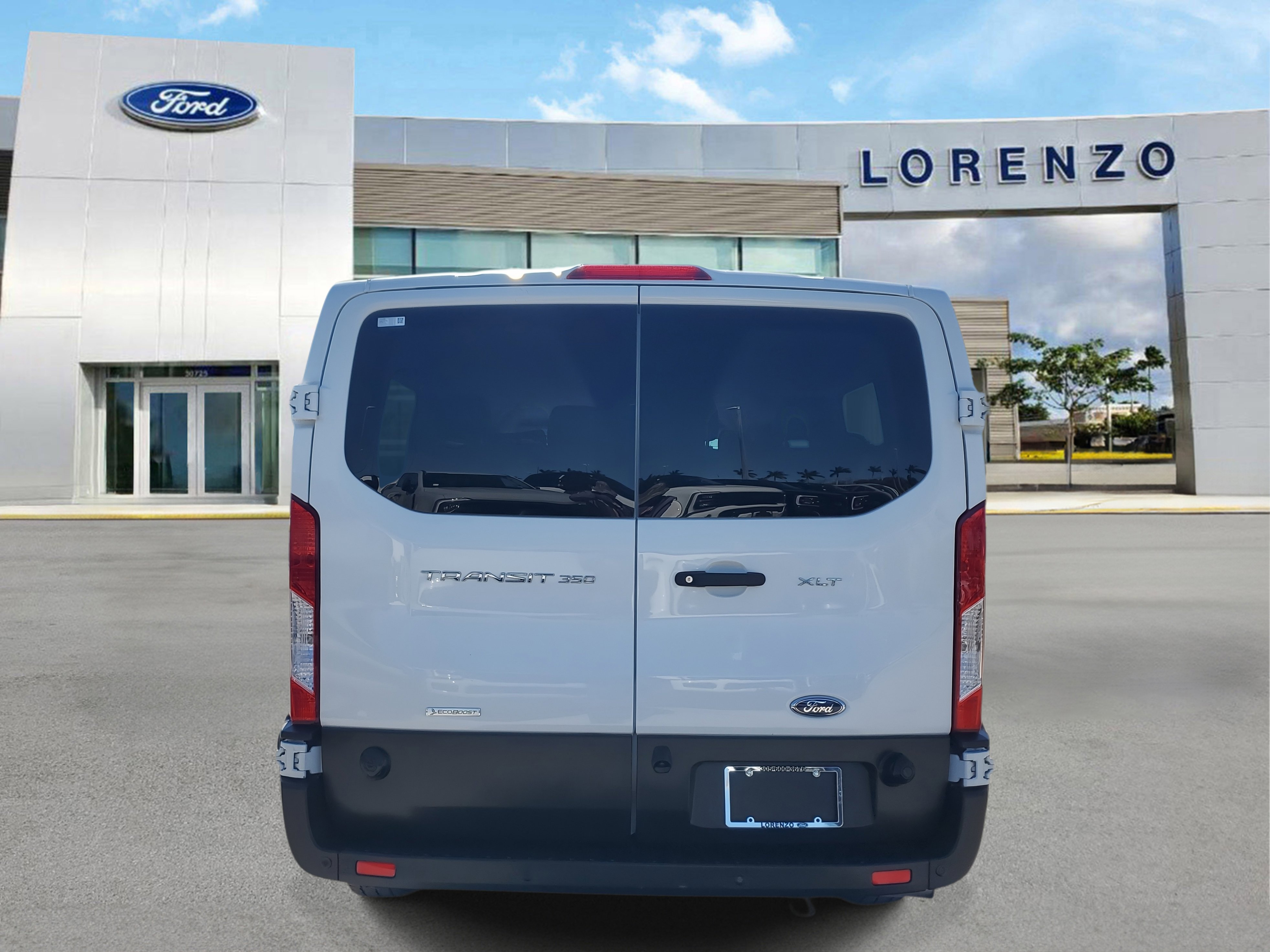 Used 2024 Ford Transit 350 XLT image 6