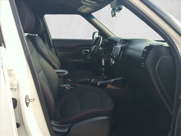 Used 2016 Kia Soul + w/ Soulful Package FWD image 19