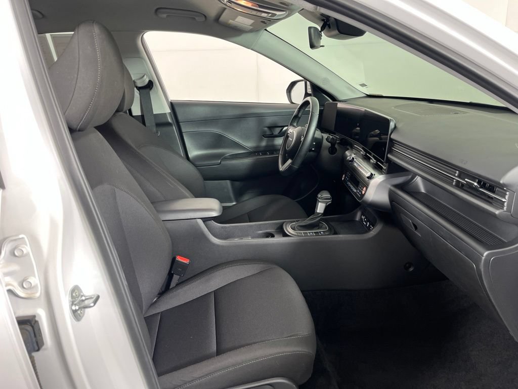 Used 2025 Hyundai Kona SEL AWD/4WD image 11
