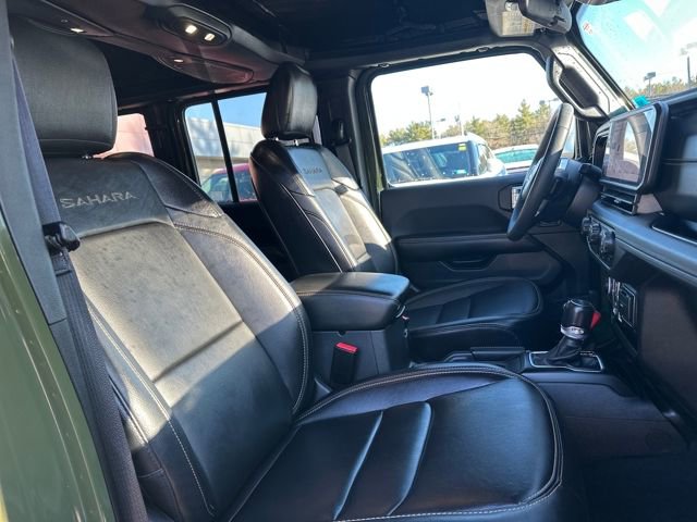 Used 2024 Jeep Wrangler Sahara image 23