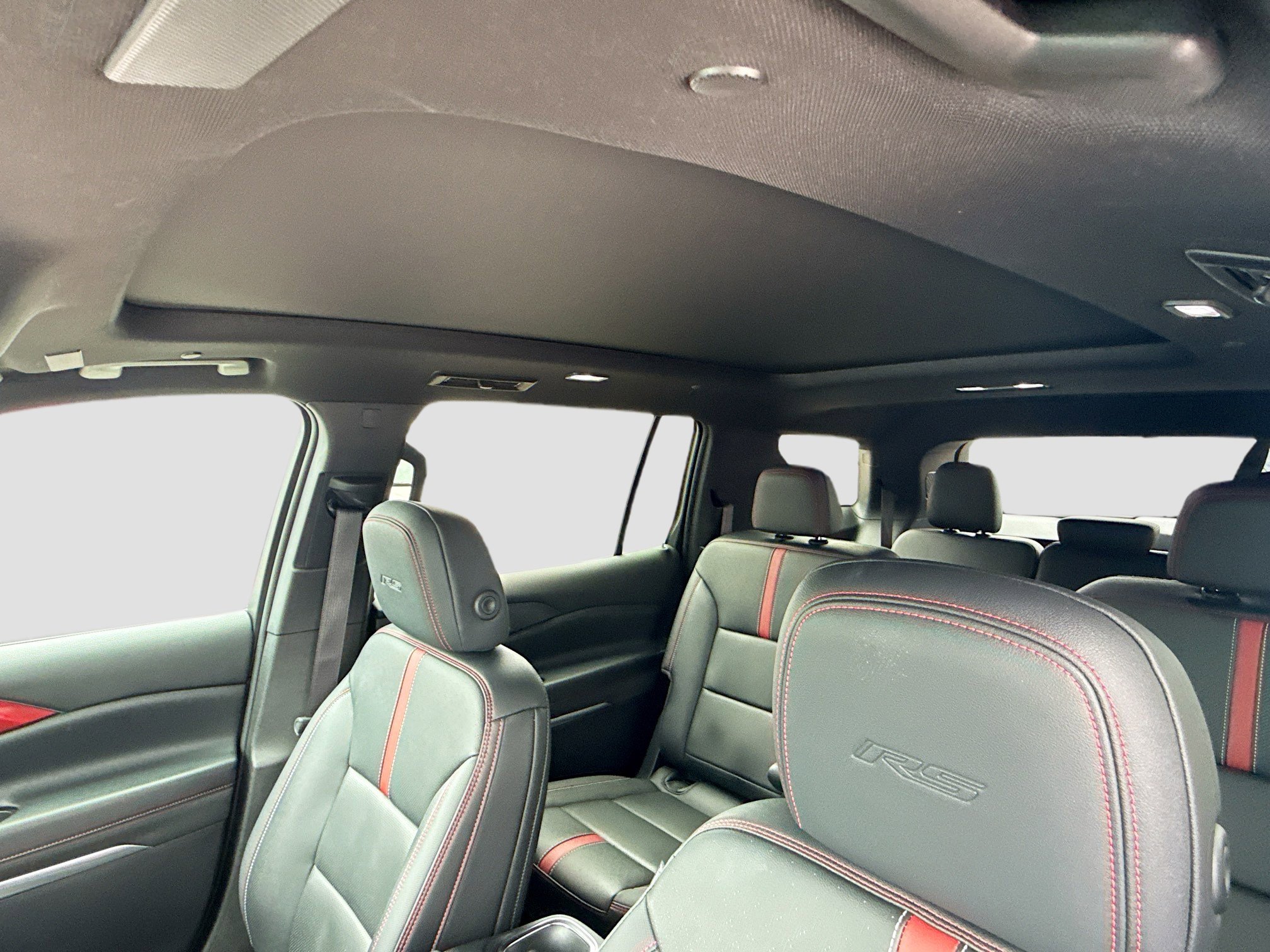 Used 2024 Chevrolet Traverse RS w/ LPO, Floor Liner Package image 29