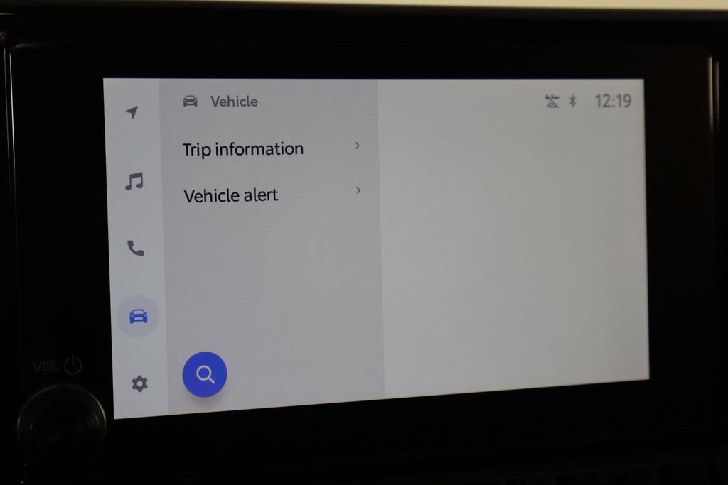 Used 2025 Toyota RAV4 LE FWD image 29