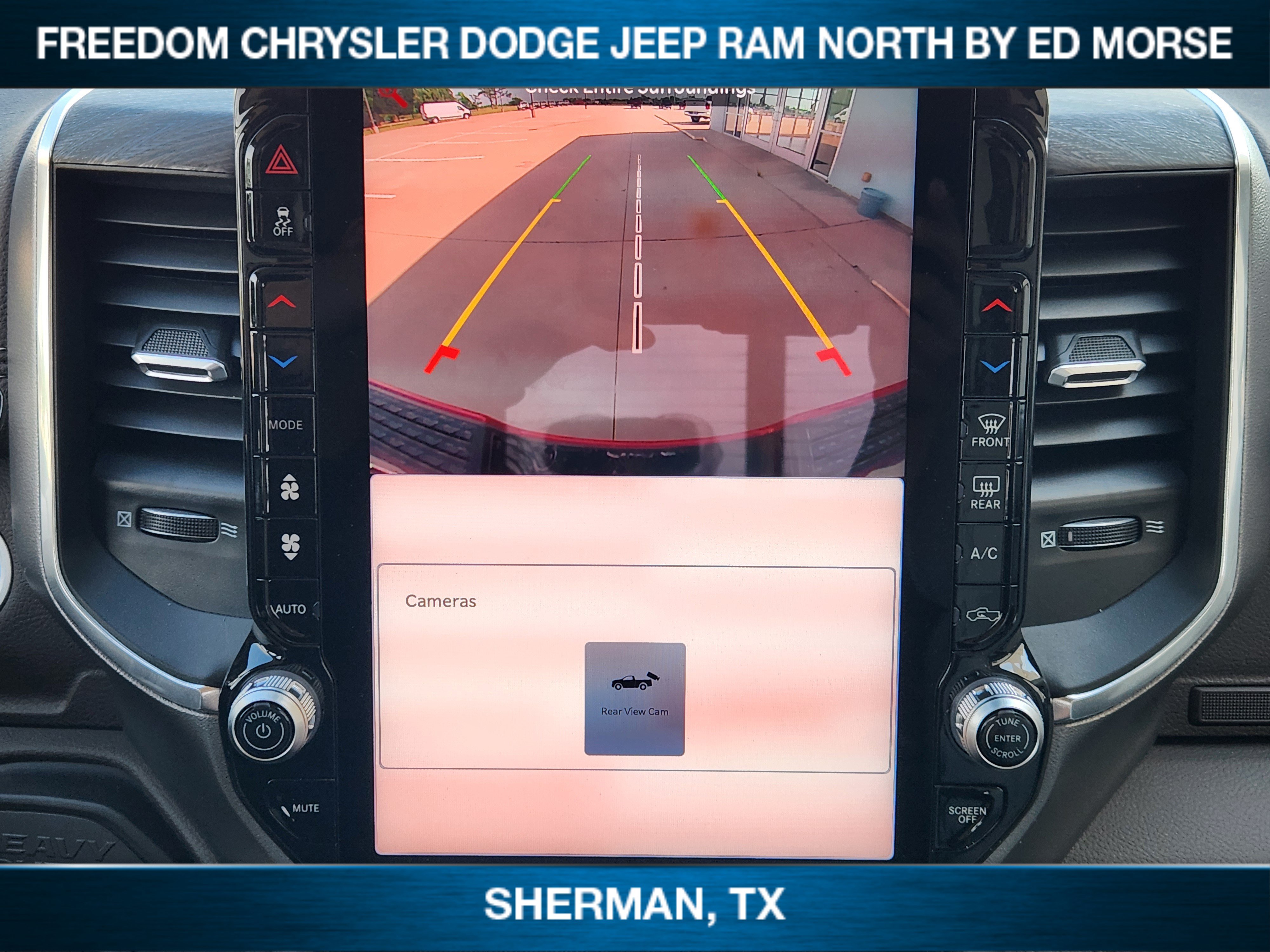 New 2026 RAM 2500 Laramie AWD/4WD image 13