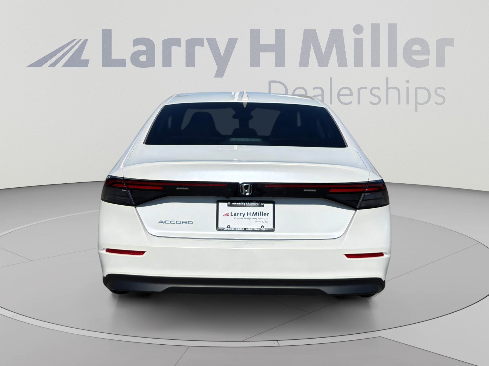 Used 2024 Honda Accord EX image 5