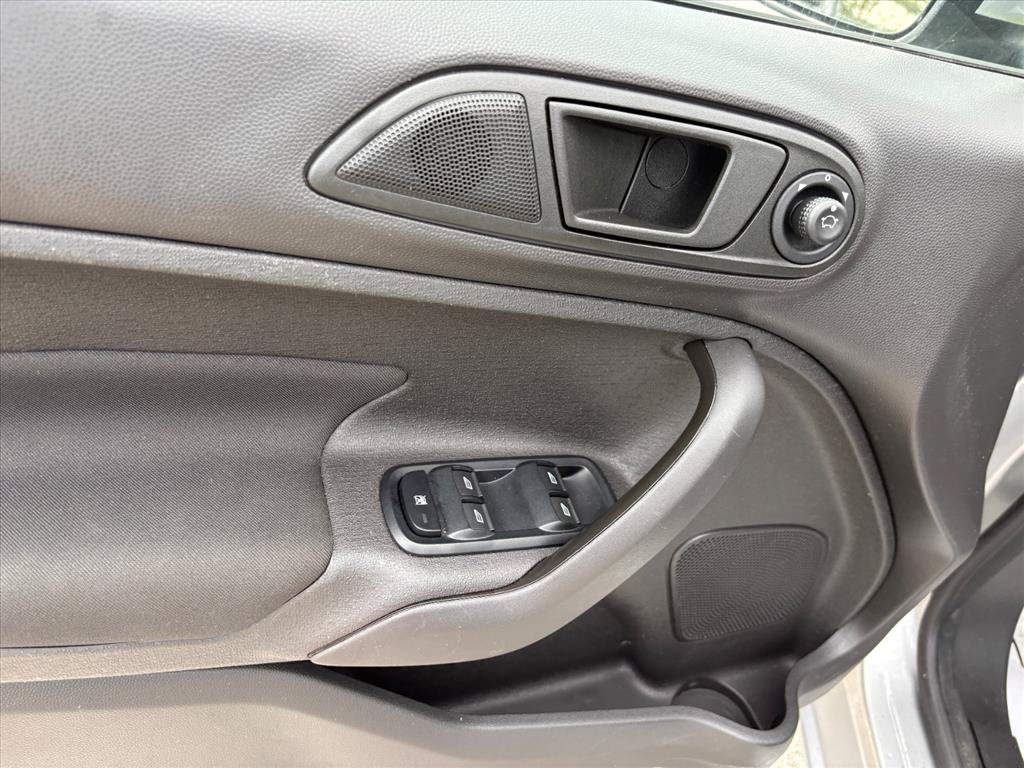 Used 2019 Ford Fiesta SE FWD image 21