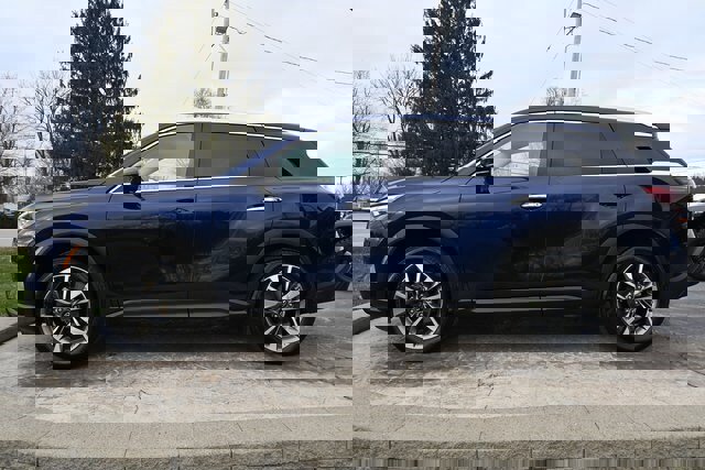 Used 2023 INFINITI QX60 Luxe image 8