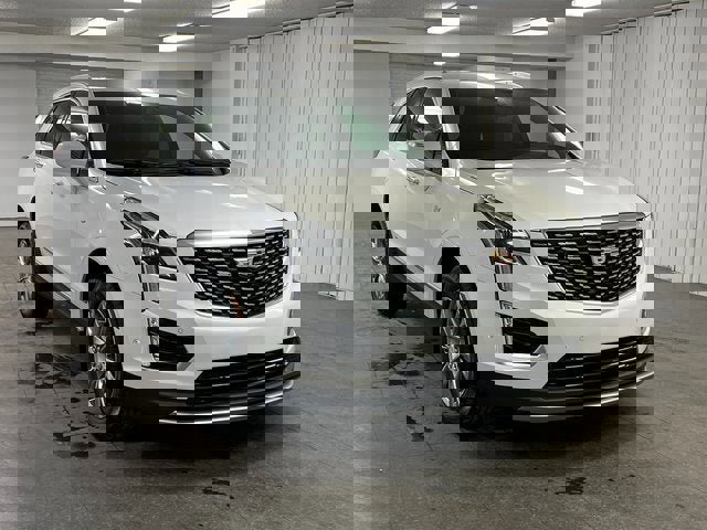 Certified 2022 Cadillac XT5 Premium Luxury w/ Technology Package image 7