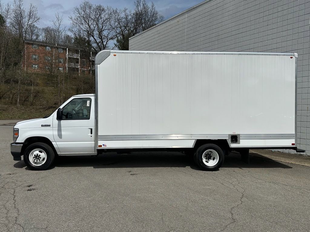 New 2026 Ford E-350 and Econoline 350 Super Duty w/ Power Equipment Group RWD image 2
