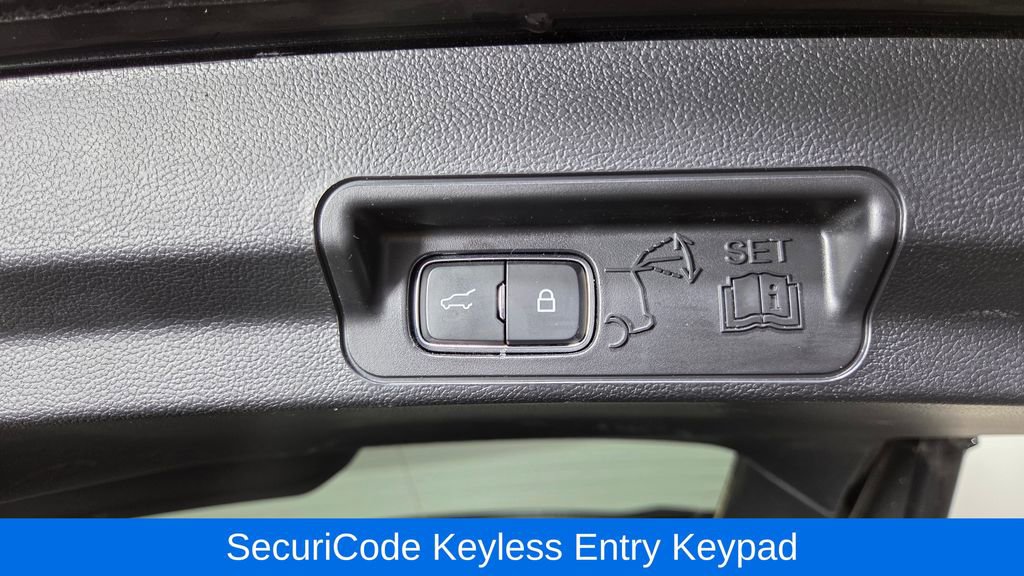 Used 2023 Ford Explorer XLT w/ Equipment Group 202A image 13