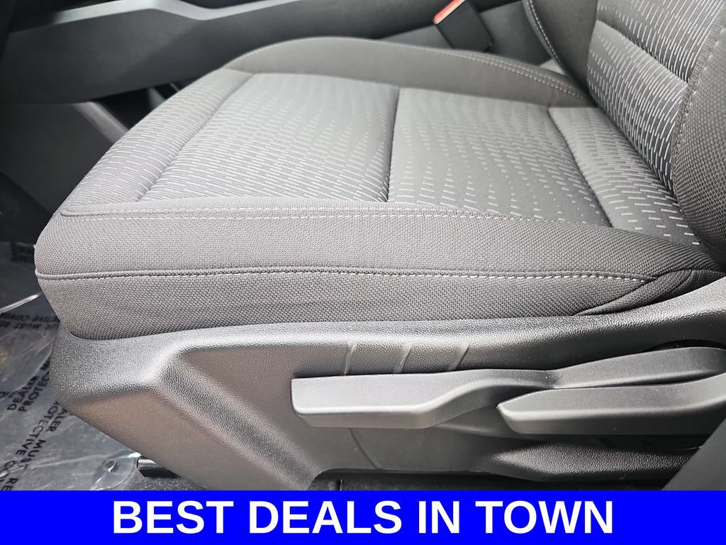 New 2026 Chevrolet Equinox LT w/ Safety and Technology Package FWD image 29