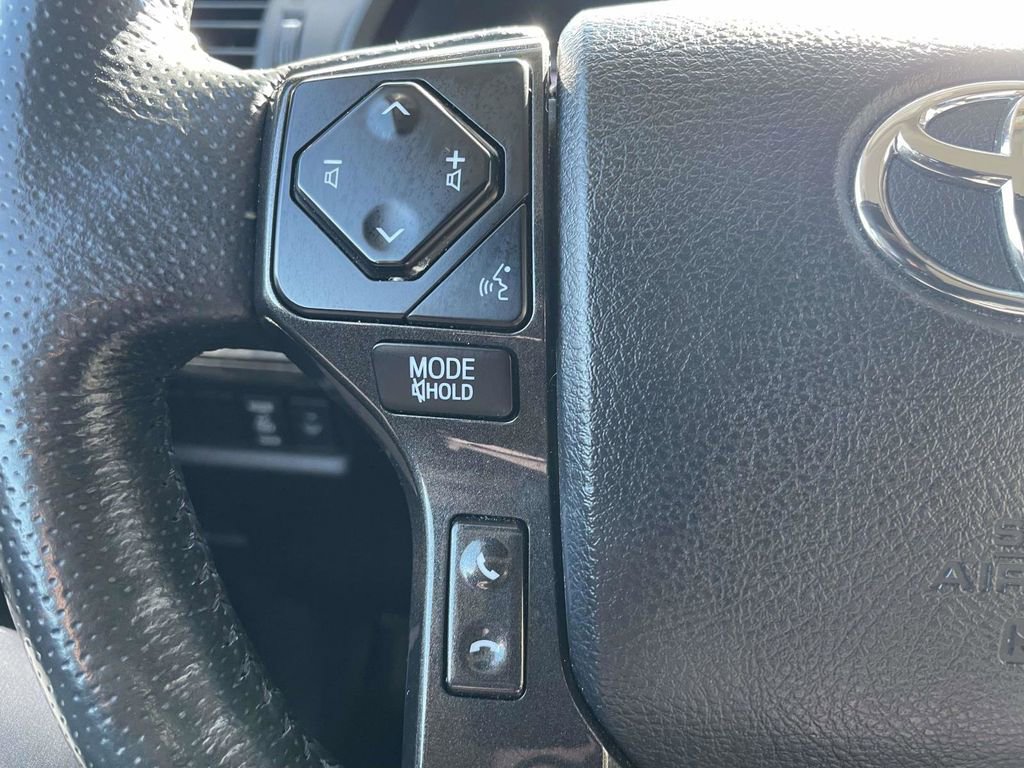 Used 2024 Toyota 4Runner TRD Off-Road Premium image 15