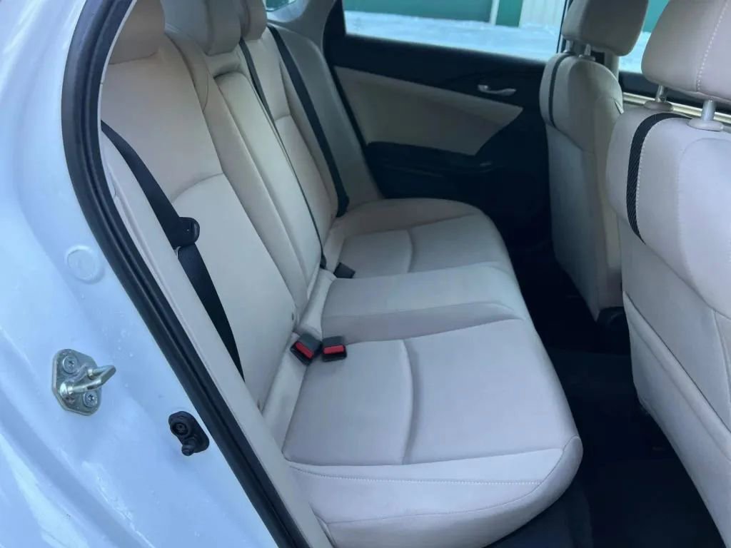 Used 2018 Honda Civic EX image 18