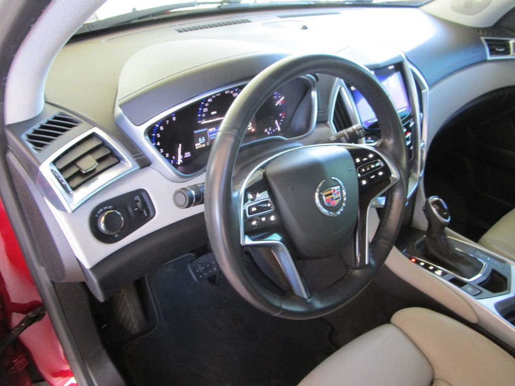 Used 2013 Cadillac SRX Luxury image 21