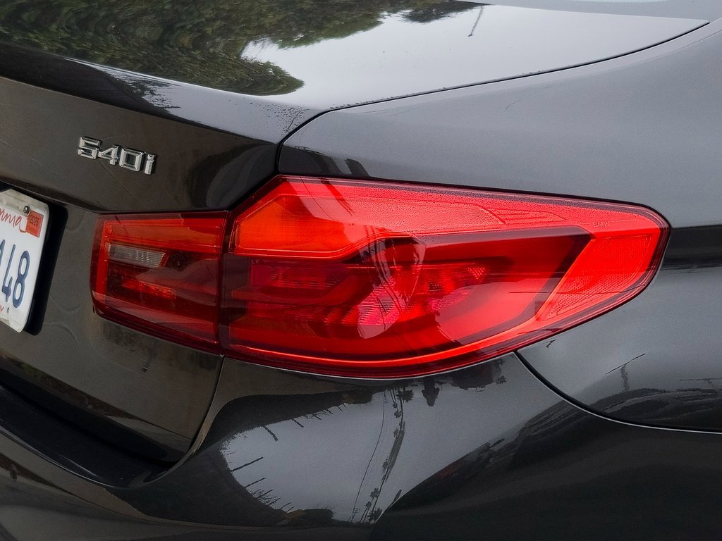 Used 2019 BMW 540i w/ Convenience Package image 7
