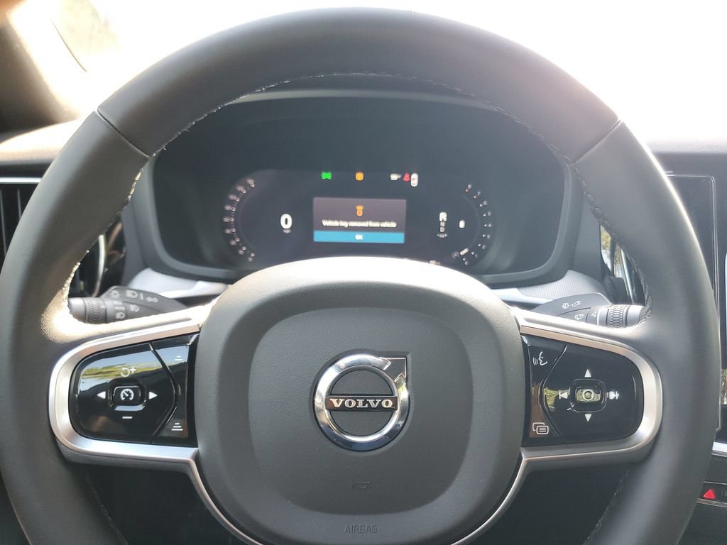 Certified 2024 Volvo S60 B5 Plus FWD image 15