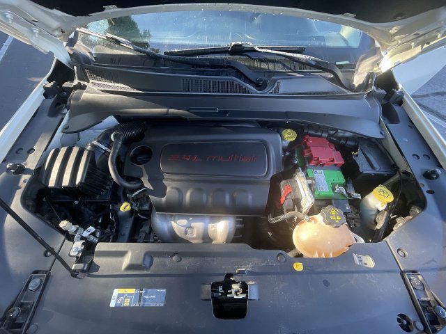 Used 2020 Jeep Compass Latitude FWD image 30
