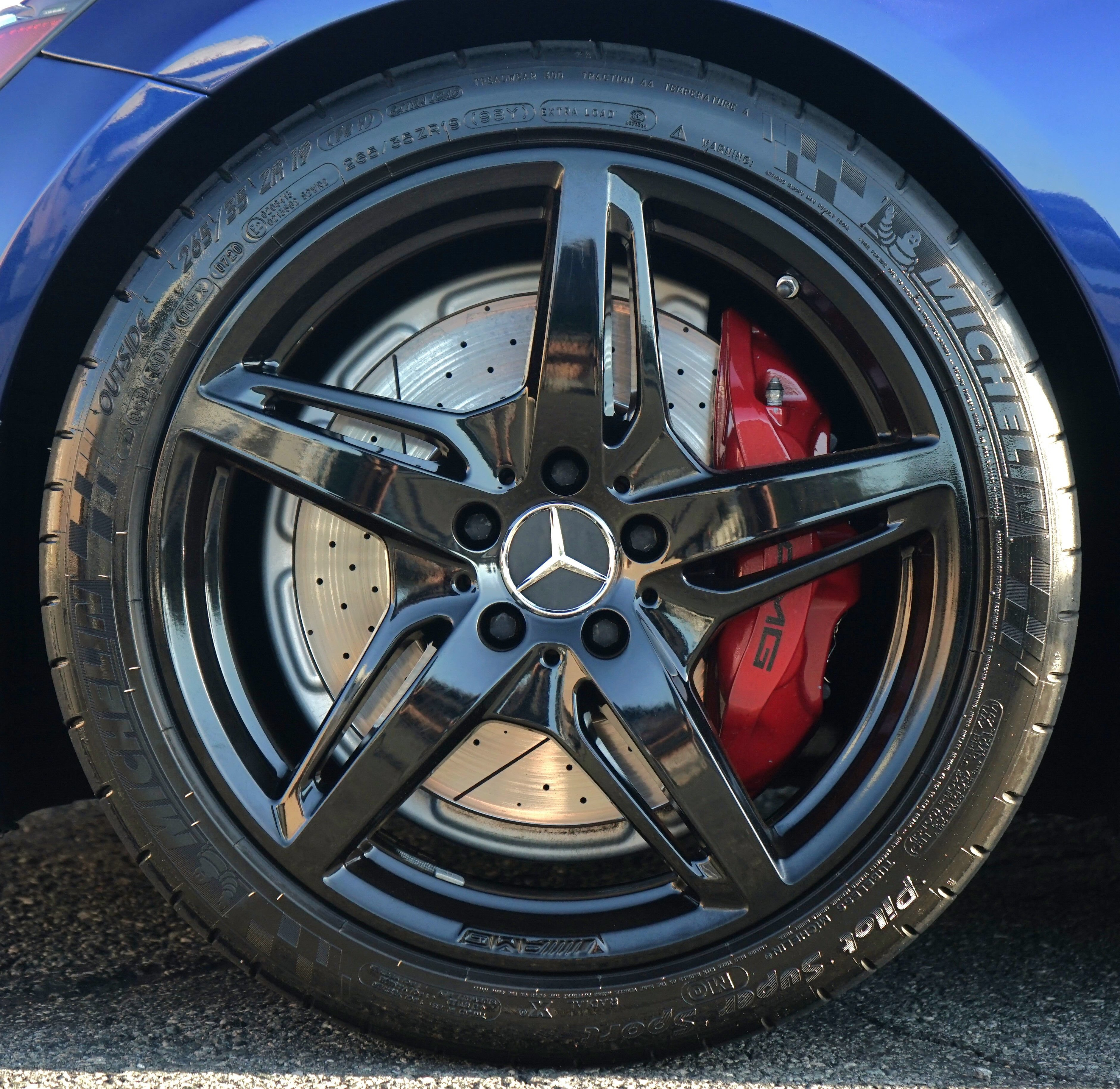 Used 2017 Mercedes-Benz AMG GT Coupe image 39