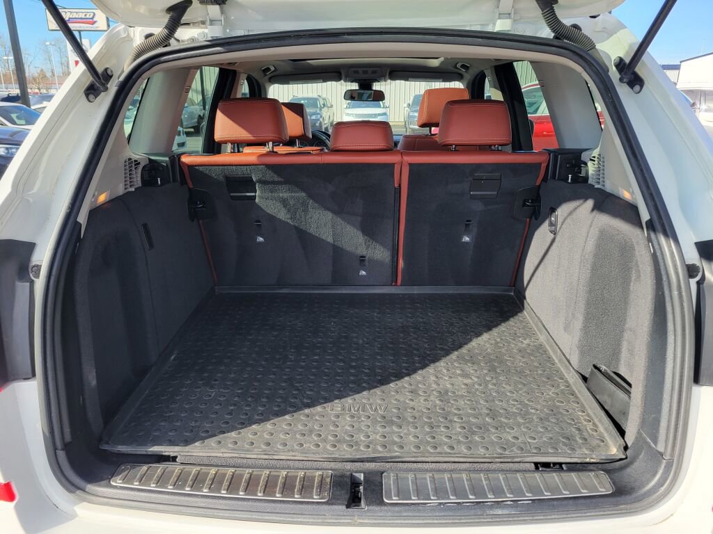 Used 2013 BMW X3 xDrive28i image 9