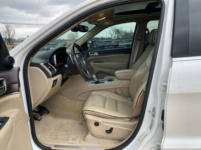 Used 2017 Jeep Grand Cherokee Overland image 15