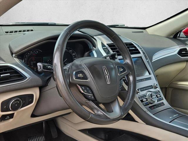 Used 2020 Lincoln MKZ w/ Convenience Package image 10