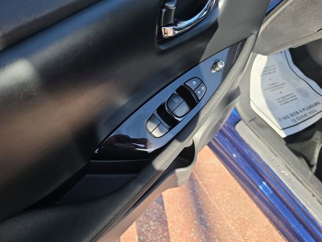 Used 2025 Nissan Leaf SV Plus FWD image 11
