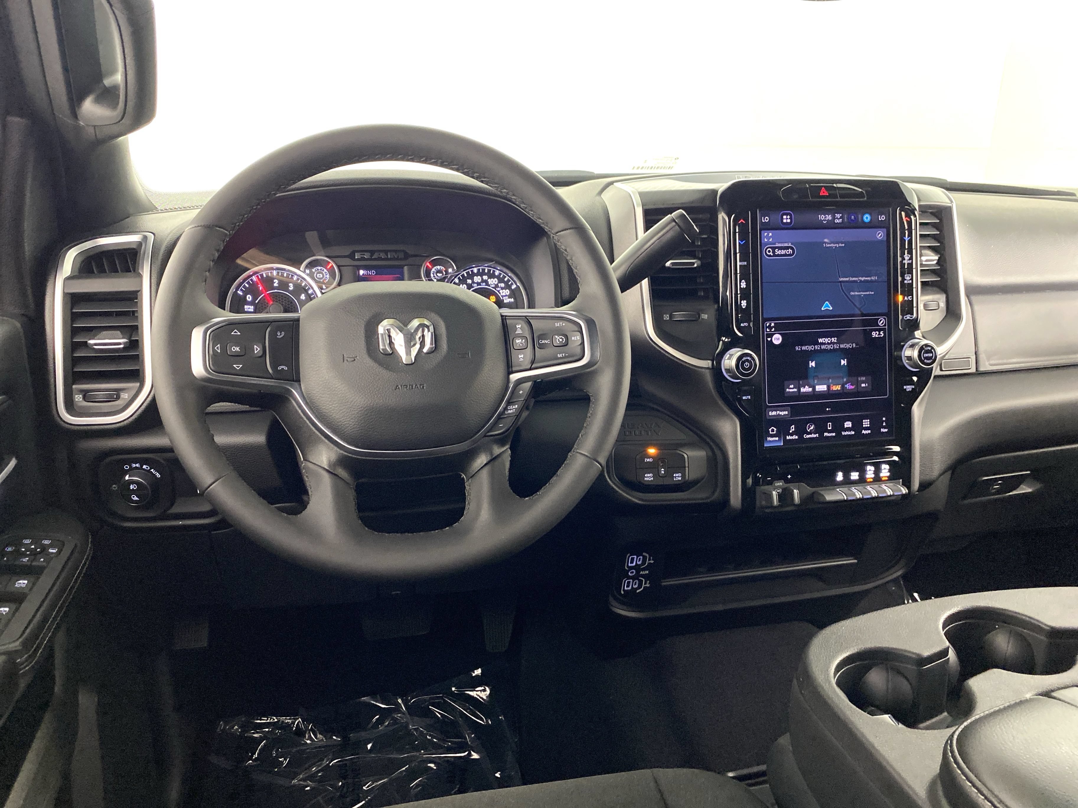 Used 2025 RAM 2500 Big Horn AWD/4WD image 19
