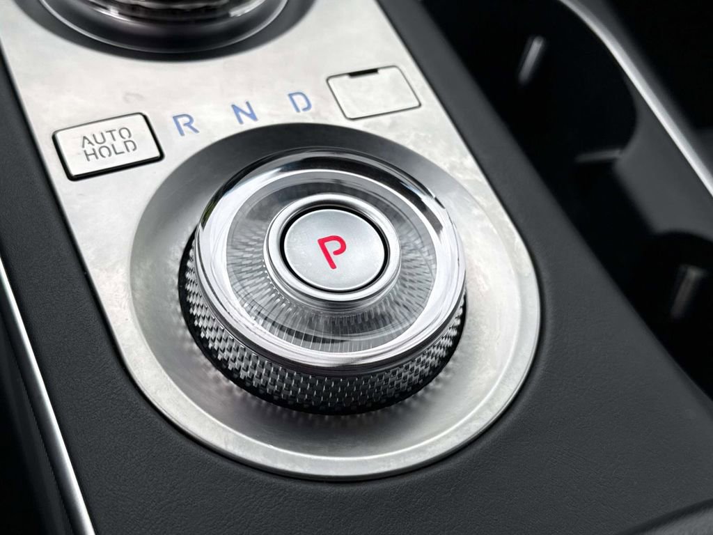 Certified 2024 Genesis GV70 3.5T Sport w/ Sport Advanced Package image 27