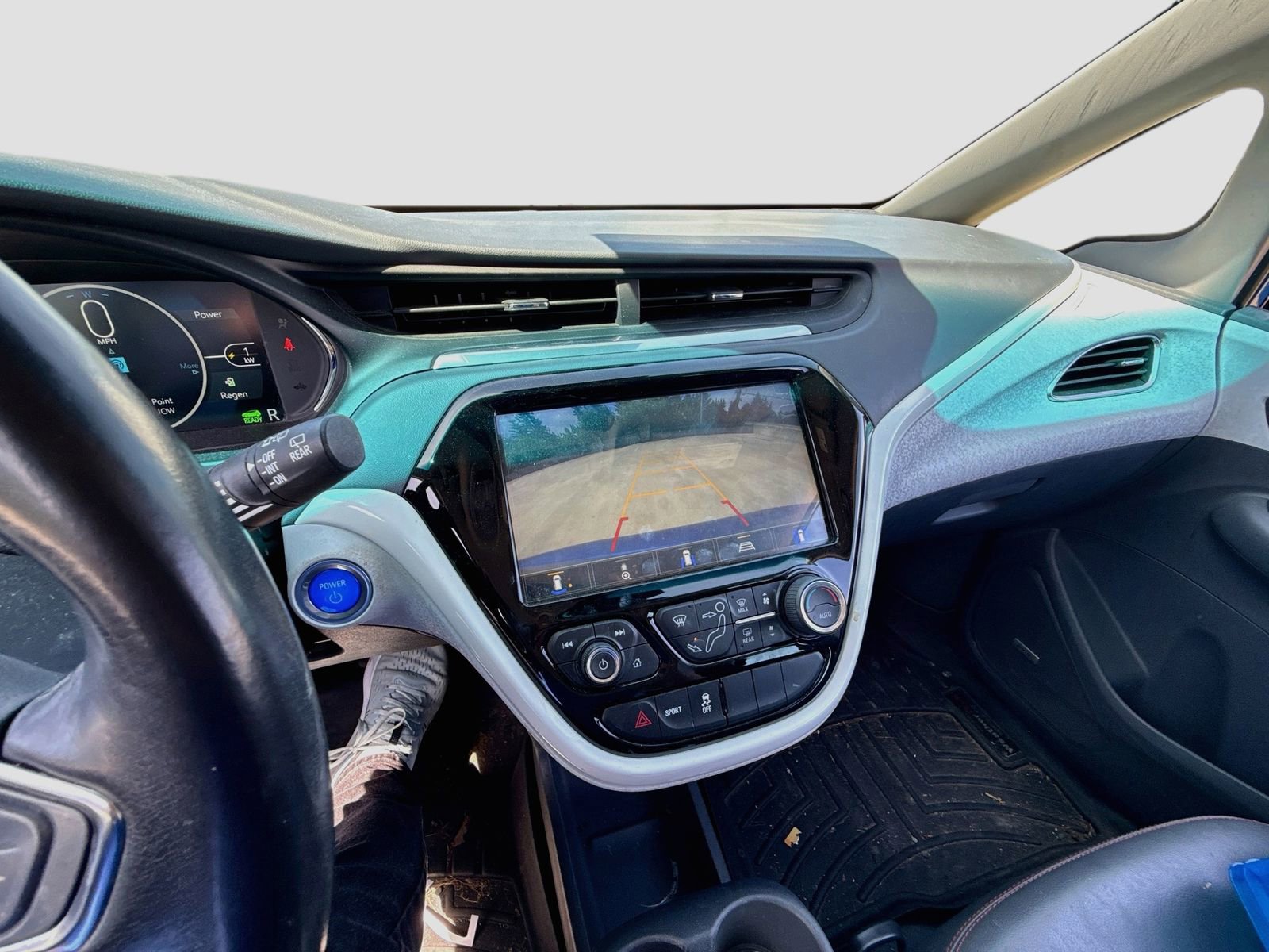 Used 2020 Chevrolet Bolt Premier w/ Infotainment Package FWD image 15