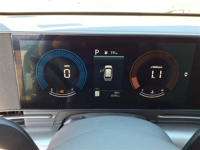 Used 2025 Hyundai Kona SEL image 14