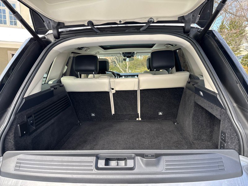 Used 2019 Land Rover Range Rover HSE image 47