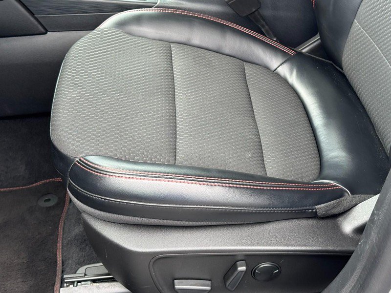 Used 2023 Ford Escape ST-Line FWD image 22