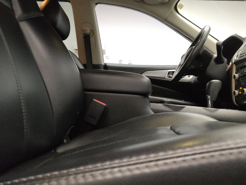 Used 2018 Nissan Pathfinder SL AWD/4WD image 21