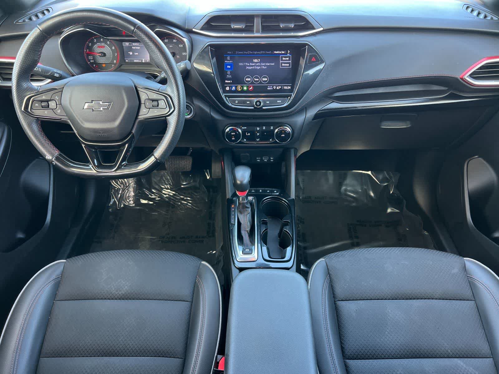 Used 2023 Chevrolet TrailBlazer RS w/ Convenience Package FWD image 4