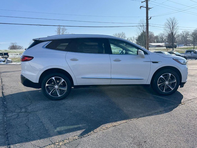 Used 2021 Buick Enclave Essence w/ Sport Touring Edition image 6