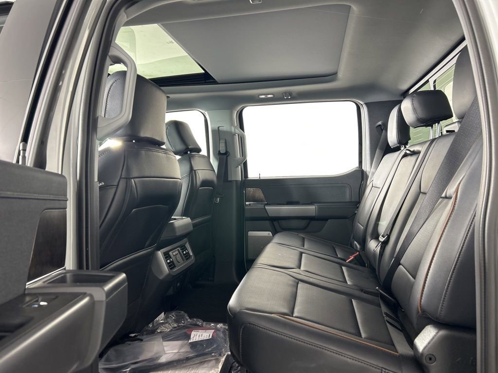 New 2026 Ford F350 Lariat image 33