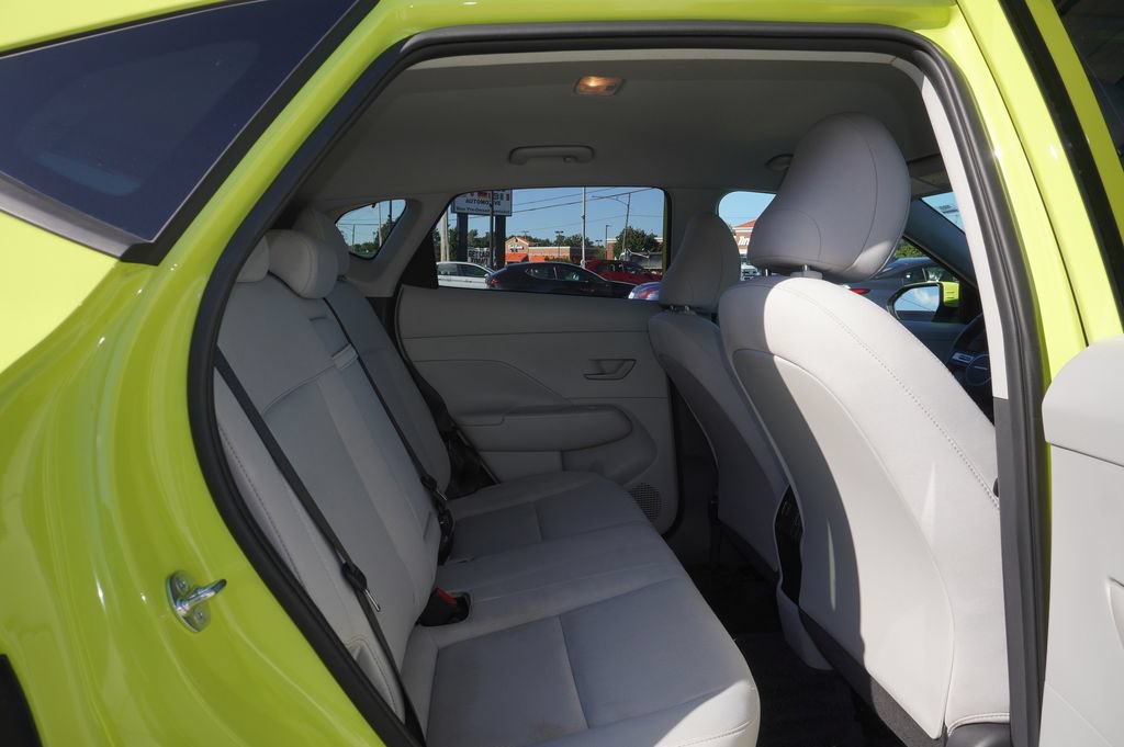 Used 2025 Hyundai Kona SEL FWD image 28