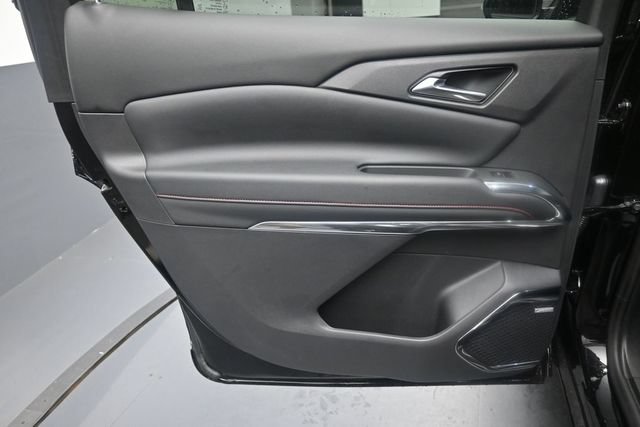 Used 2026 Chevrolet Traverse RS FWD image 22