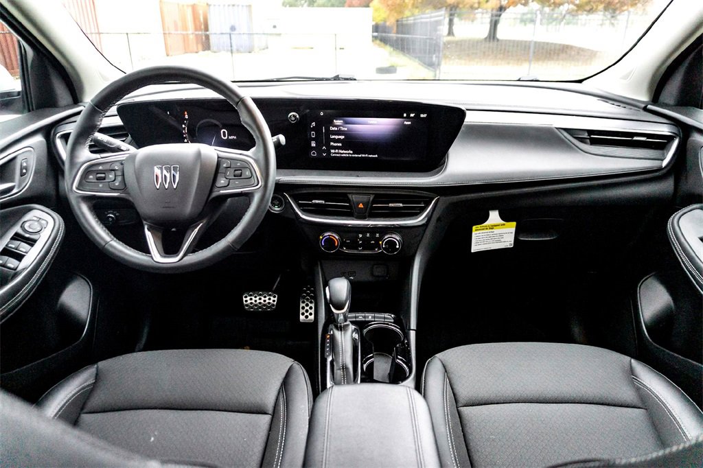 Used 2025 Buick Encore GX Preferred w/ Comfort Package image 29