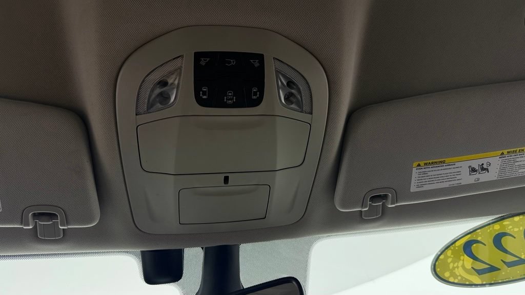 Used 2022 Chrysler Pacifica Touring-L FWD image 27