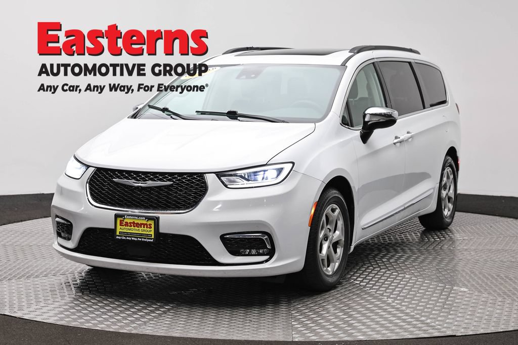 Used 2023 Chrysler Pacifica Limited
