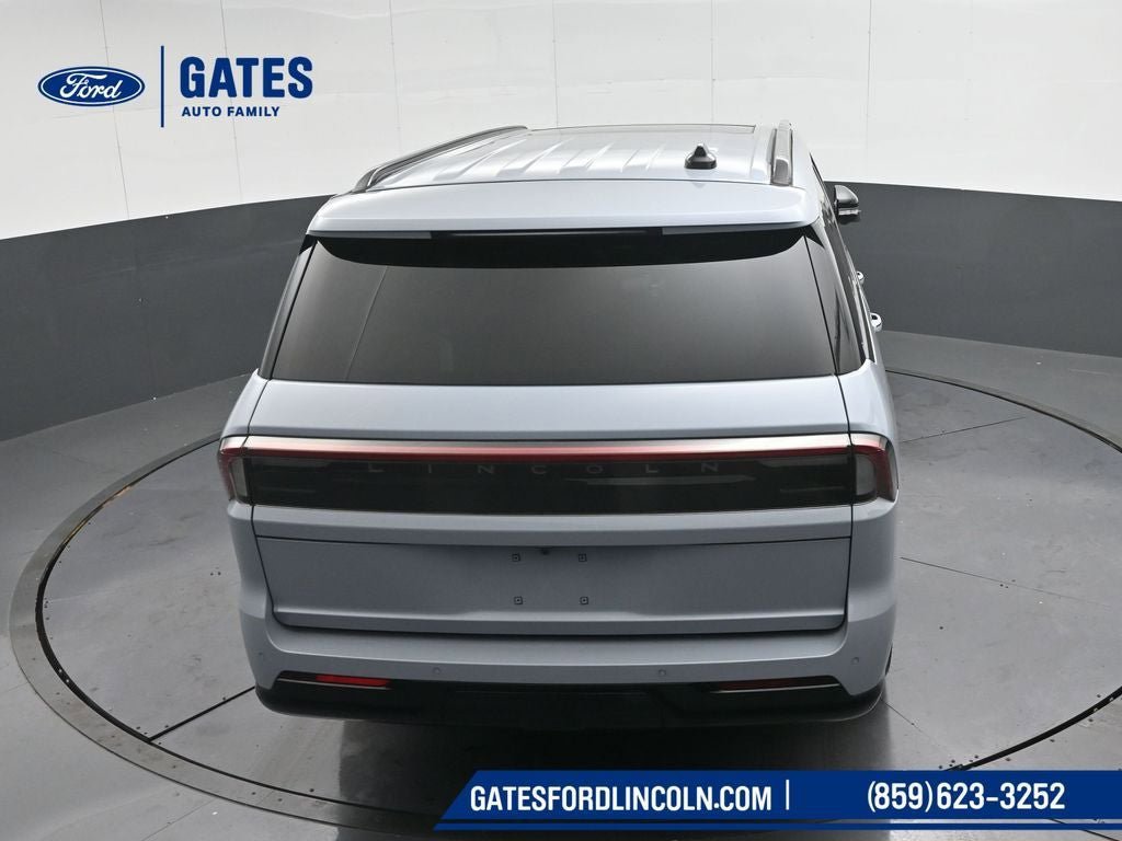 New 2025 Lincoln Navigator L Reserve w/ Jet Appearance Package image 42