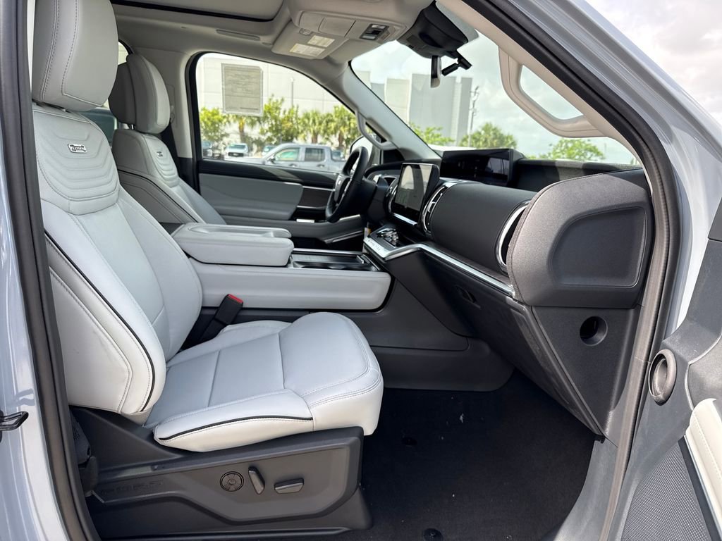 New 2026 Ford Expedition Max Platinum w/ Platinum Ultimate Package AWD/4WD image 24