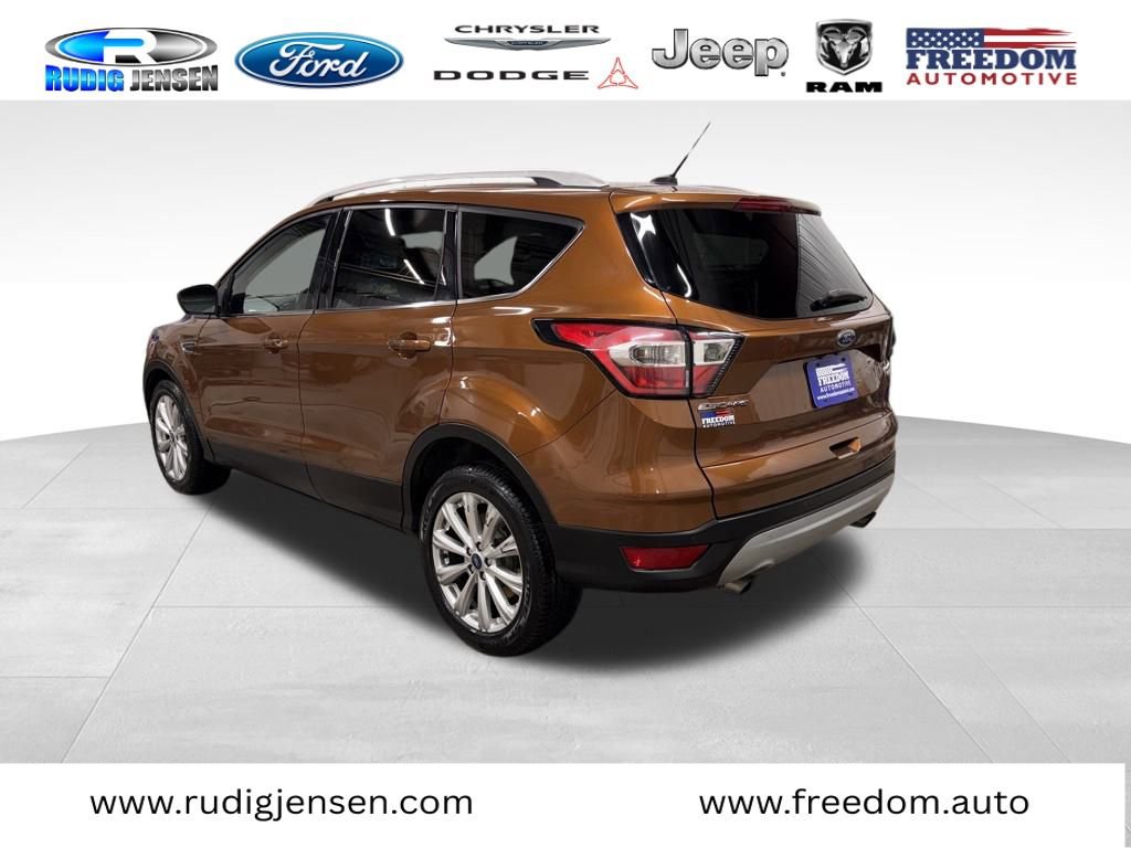 Used 2017 Ford Escape Titanium FWD image 3