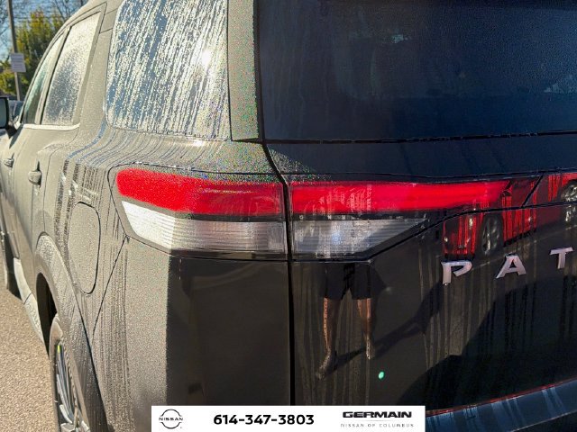 New 2026 Nissan Pathfinder SL w/ SL Premium Package AWD/4WD image 8