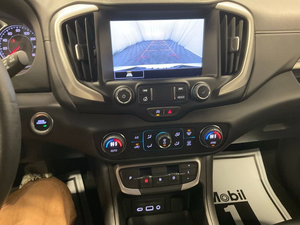 Used 2024 GMC Terrain SLT image 22