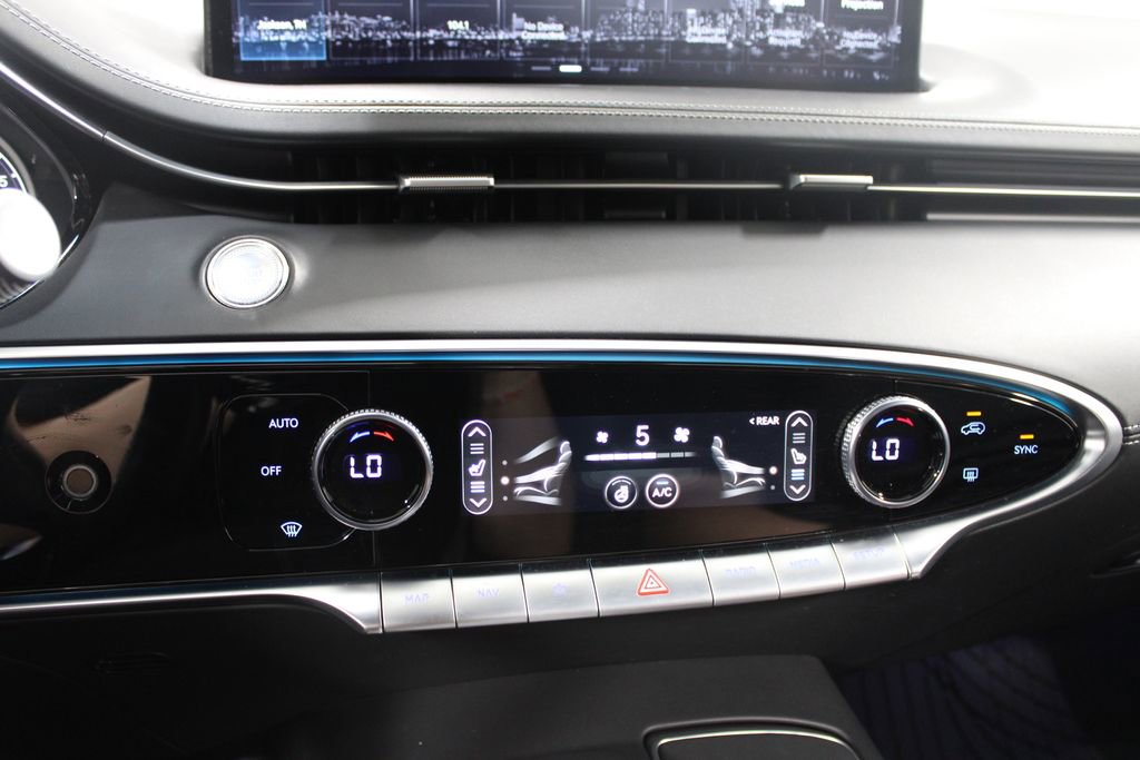 Used 2022 Genesis GV70 3.5T Sport w/ Sport Advanced Package image 45