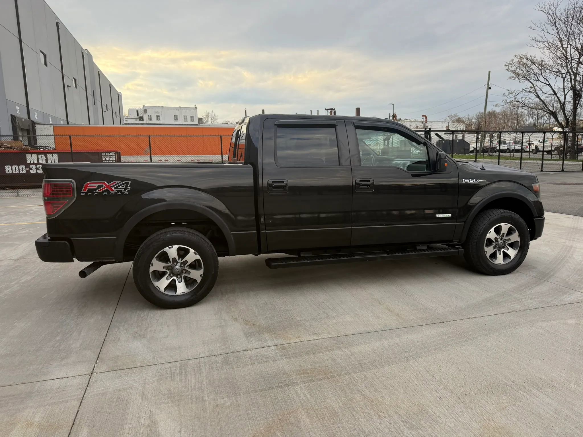 Used 2014 Ford F150 FX4 w/ Equipment Group 402A Luxury image 11
